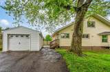 986 Lincoln Avenue - Photo 2