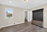 2562 Graham Avenue - Photo 18
