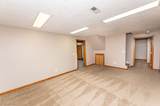 9812 Wellesly Boulevard - Photo 36