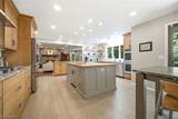 1720 Carriage Place - Photo 9