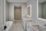 7516 Creekview Trail - Photo 20