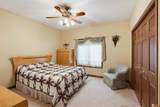 2080 Oxford Circle - Photo 19