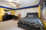 2080 Oxford Circle - Photo 32