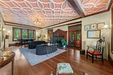 2862 Fairmount Boulevard - Photo 10