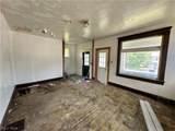 2306 Saint Clair Avenue - Photo 9