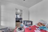 9607 Sophia Avenue - Photo 16