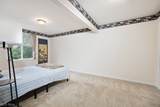 560 Queens Court - Photo 20