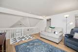 560 Queens Court - Photo 23