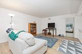 560 Queens Court - Photo 24