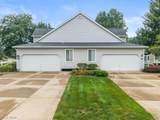 560 Queens Court - Photo 32