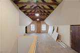 2063 Chesterland Avenue - Photo 33
