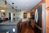 16800 Van Aken Boulevard - Photo 10