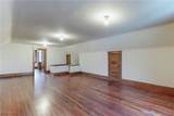 2696 Fairmount Boulevard - Photo 38