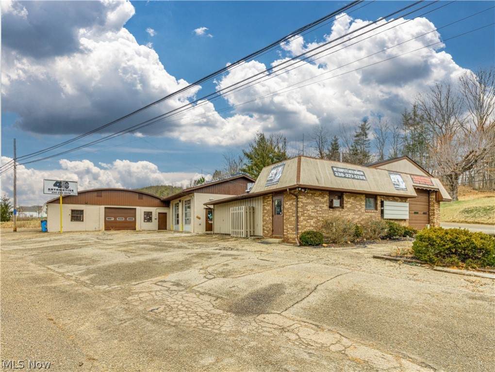 4090 Erie Avenue - Photo 1