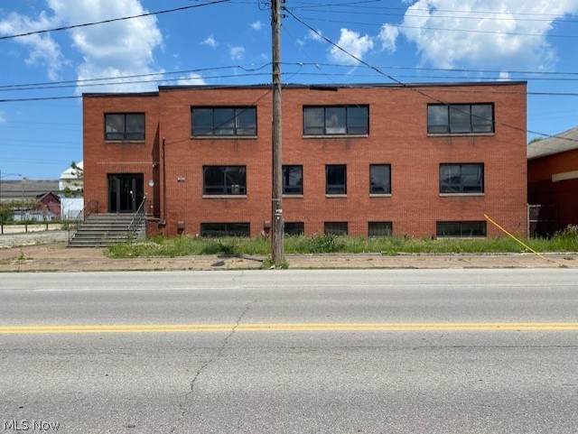 1841 28th Street - Photo 1