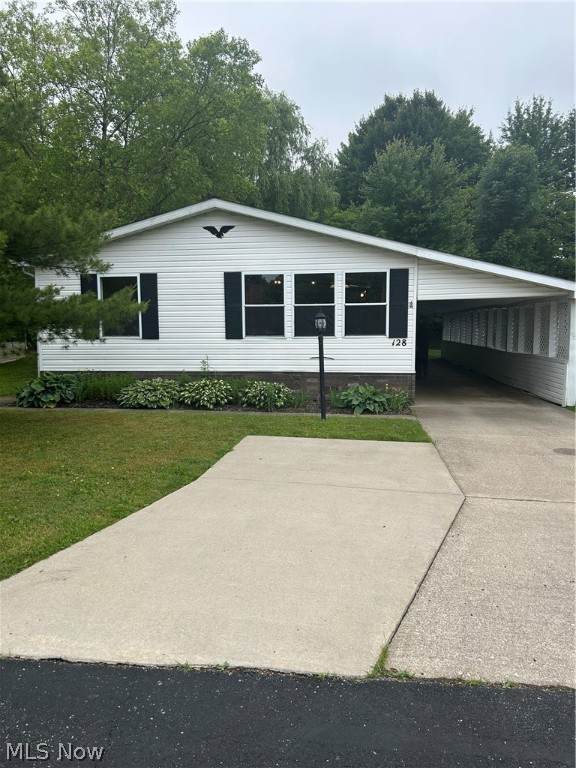 128 Highland Drive - Photo 1