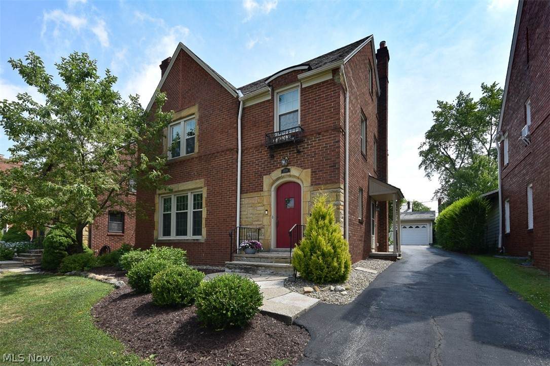 2559 Channing Road - Photo 1