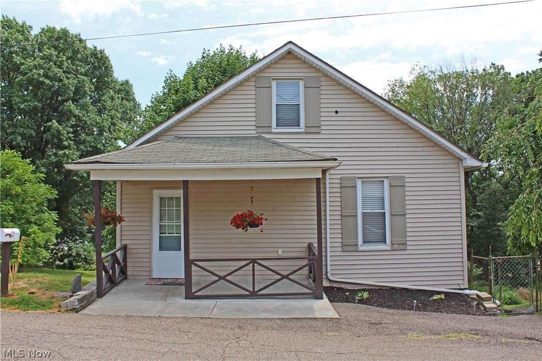 150 Berry Lane - Photo 1