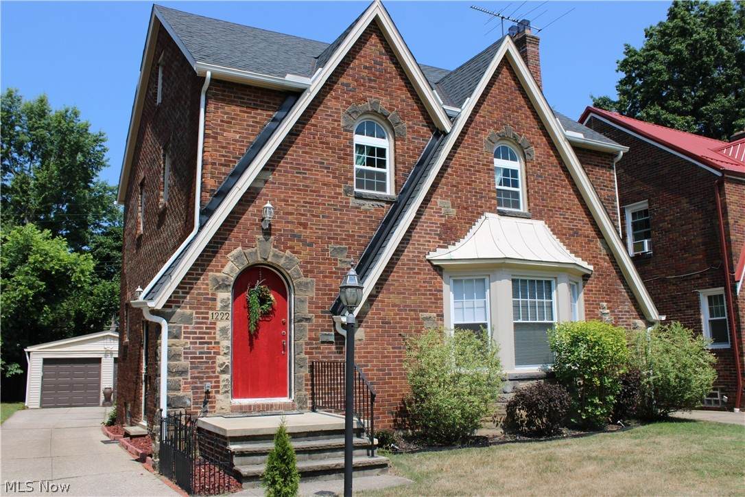 1222 Castleton Road - Photo 1