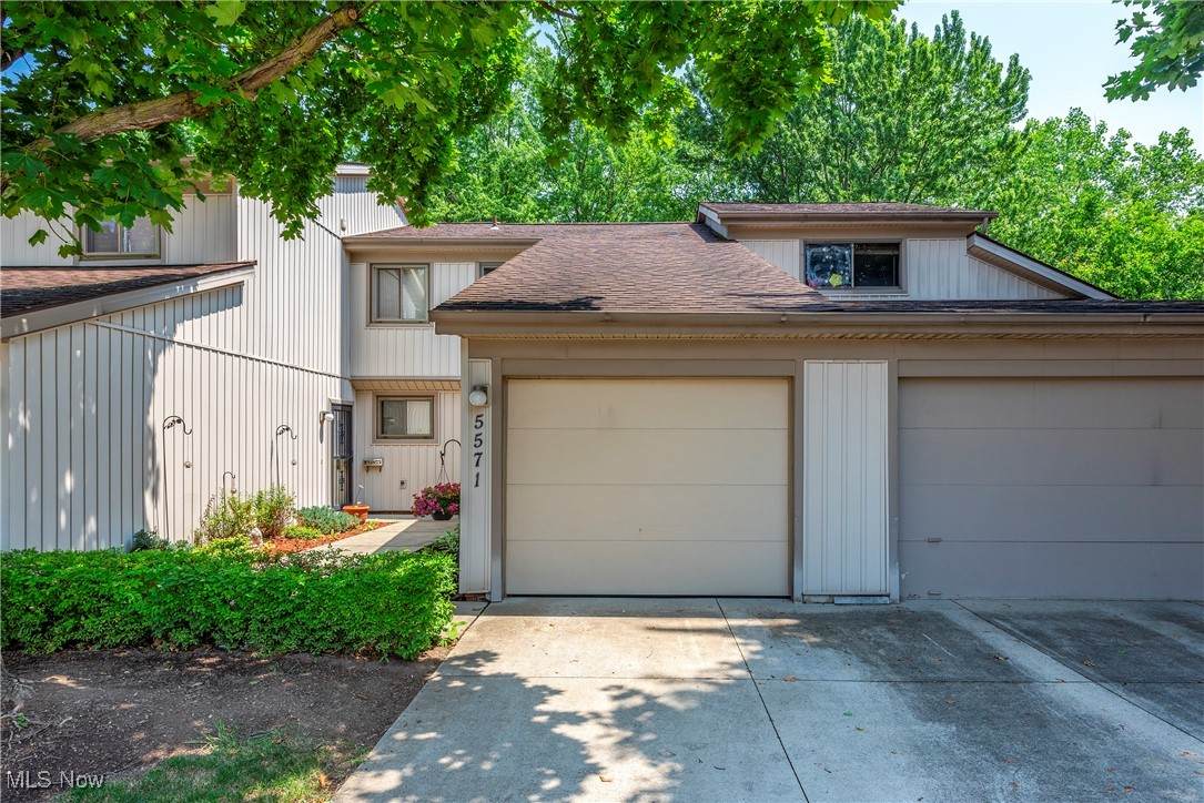 5571 Candlewood Court - Photo 1