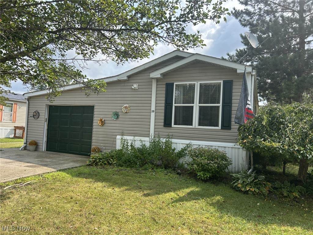 20 Apple Drive - Photo 1