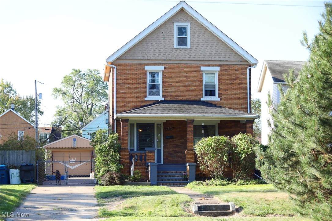 1712 31st Street - Photo 1