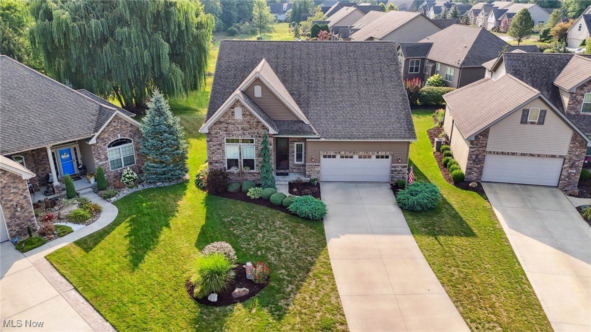 414 Kestrel Way - Photo 1