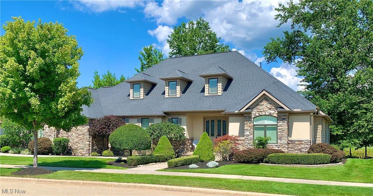 359 Edinburgh Drive - Photo 1