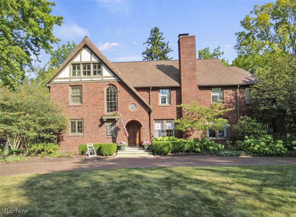 72 Poland Manor - Photo 1
