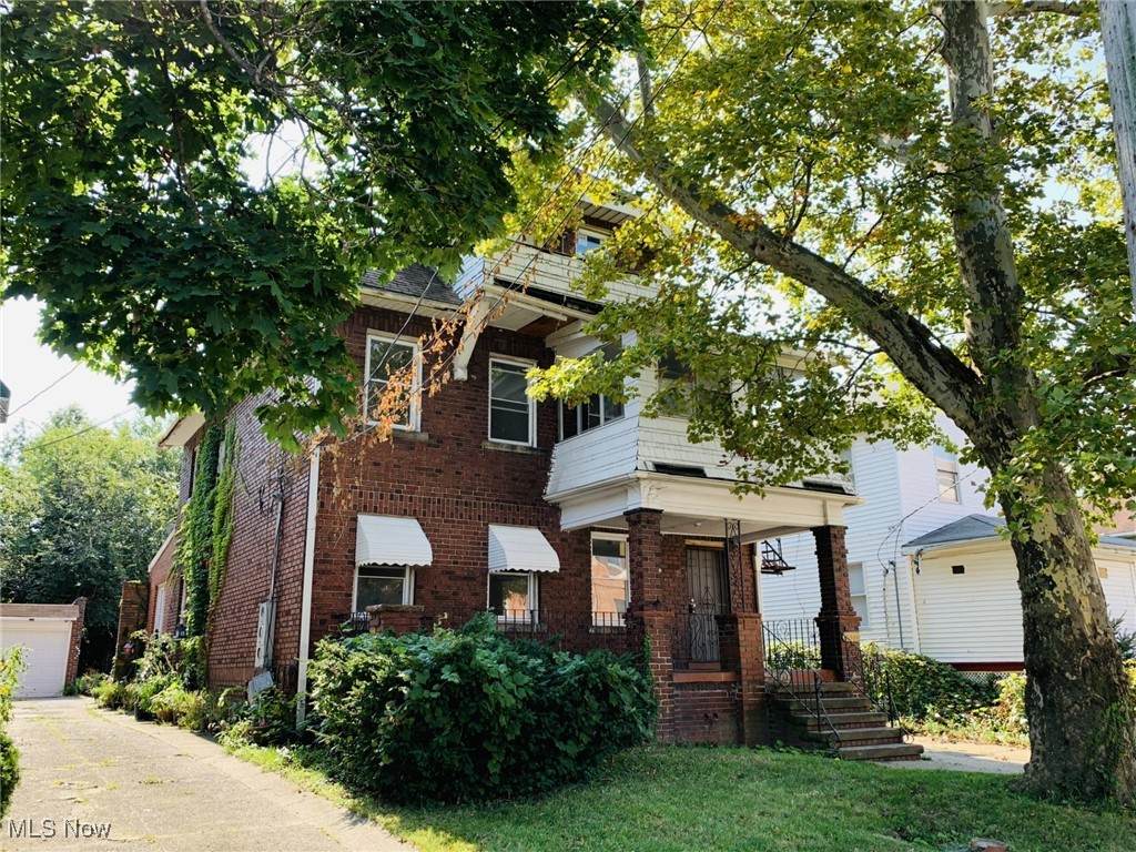 15340 Yorick Avenue - Photo 1
