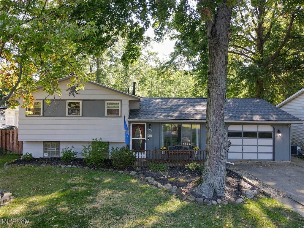 5485 Wallace Boulevard - Photo 1