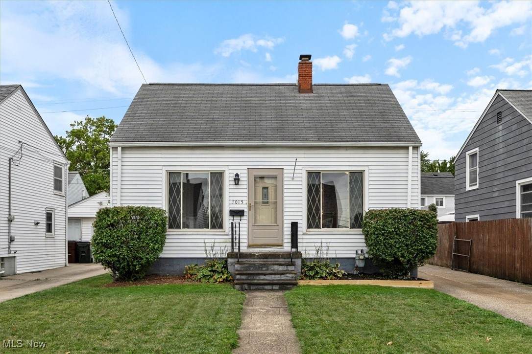 7015 Velma Avenue - Photo 1