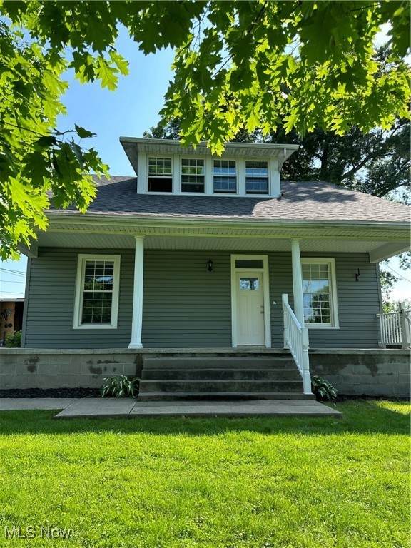 121 Adams Avenue - Photo 1