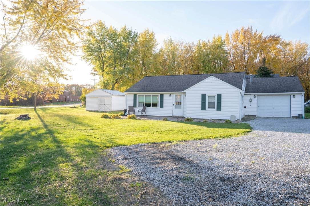 8927 Plank Road - Photo 1