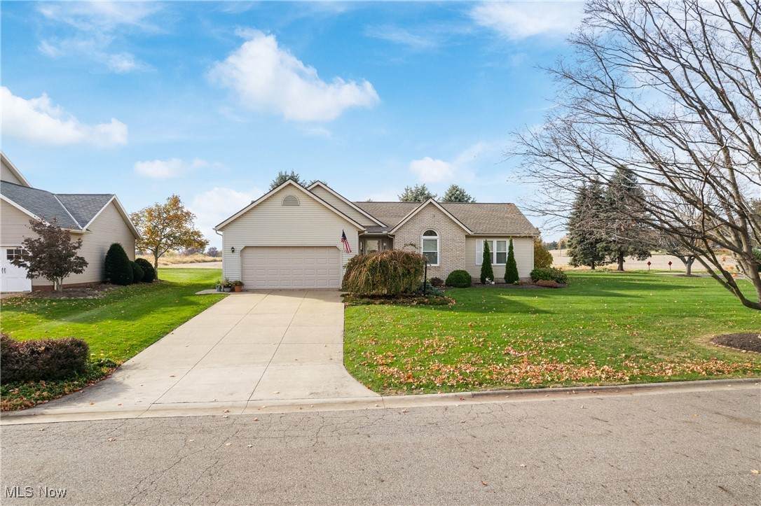 6566 Oakbridge Avenue - Photo 1