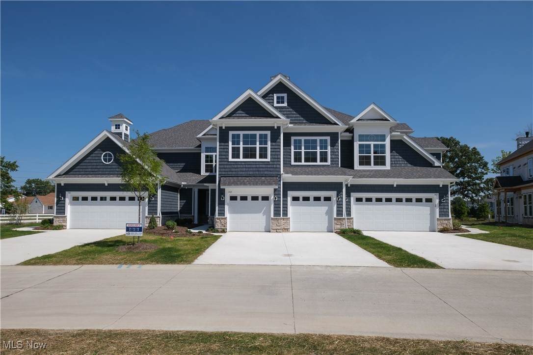 513 Port Side Drive - Photo 1