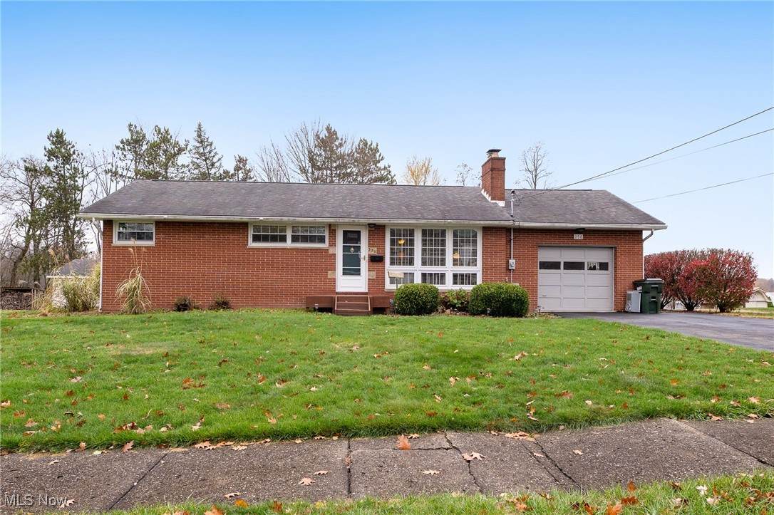 350 Bundy Avenue - Photo 1