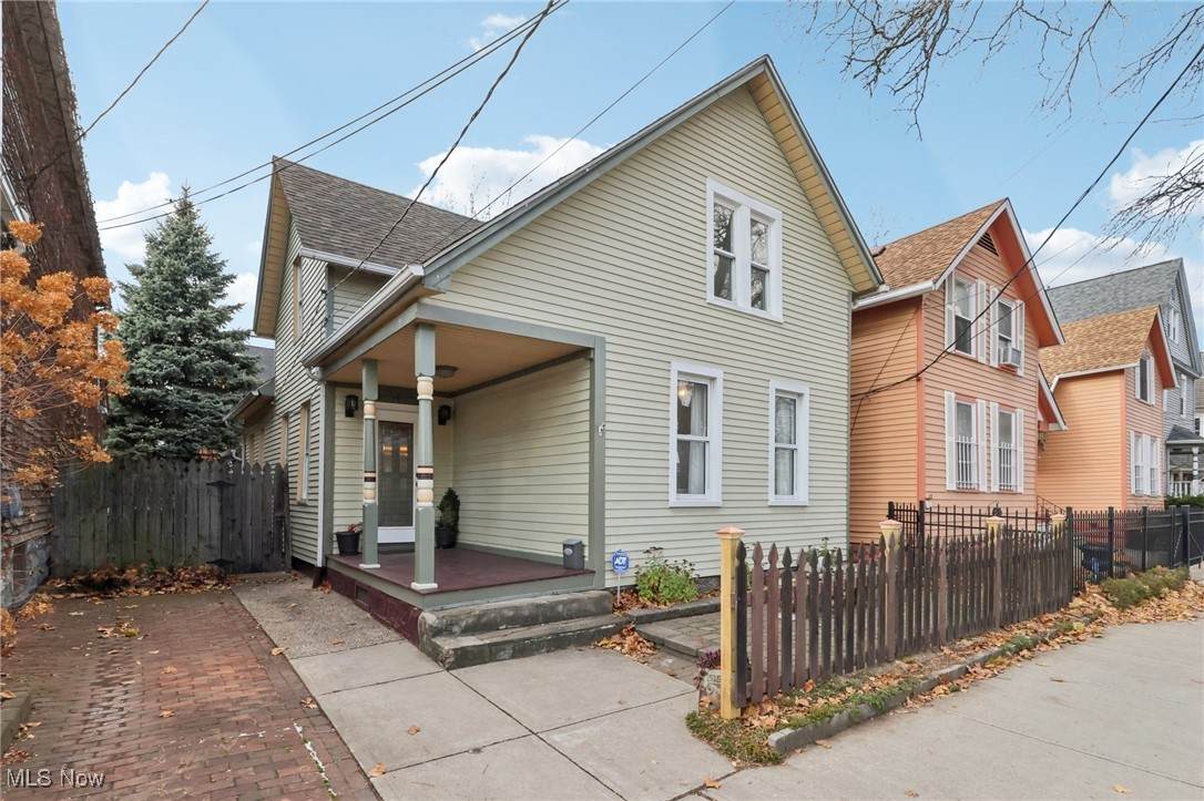 2306 10th Street - Photo 1