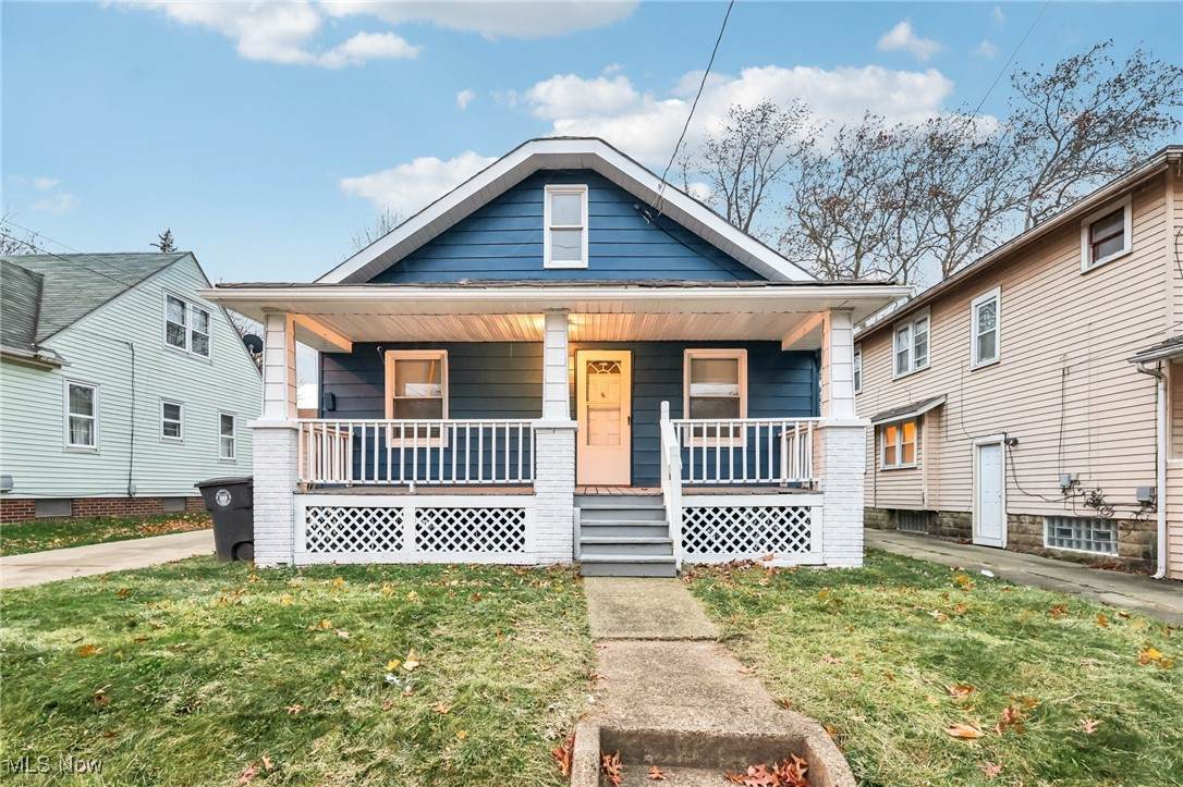 1100 Beardsley Street - Photo 1