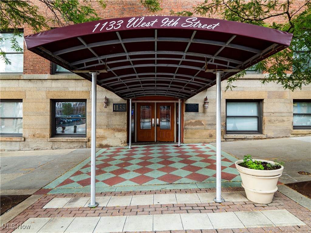 1133 9th Street - Photo 1