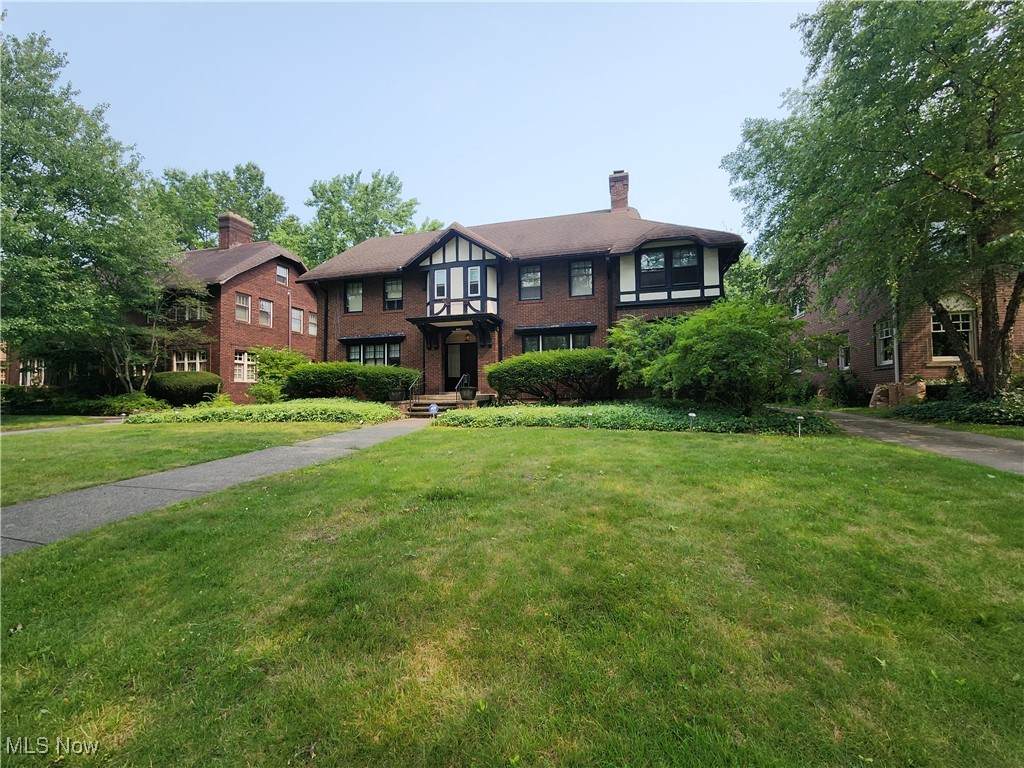 2540 Euclid Heights Boulevard - Photo 1