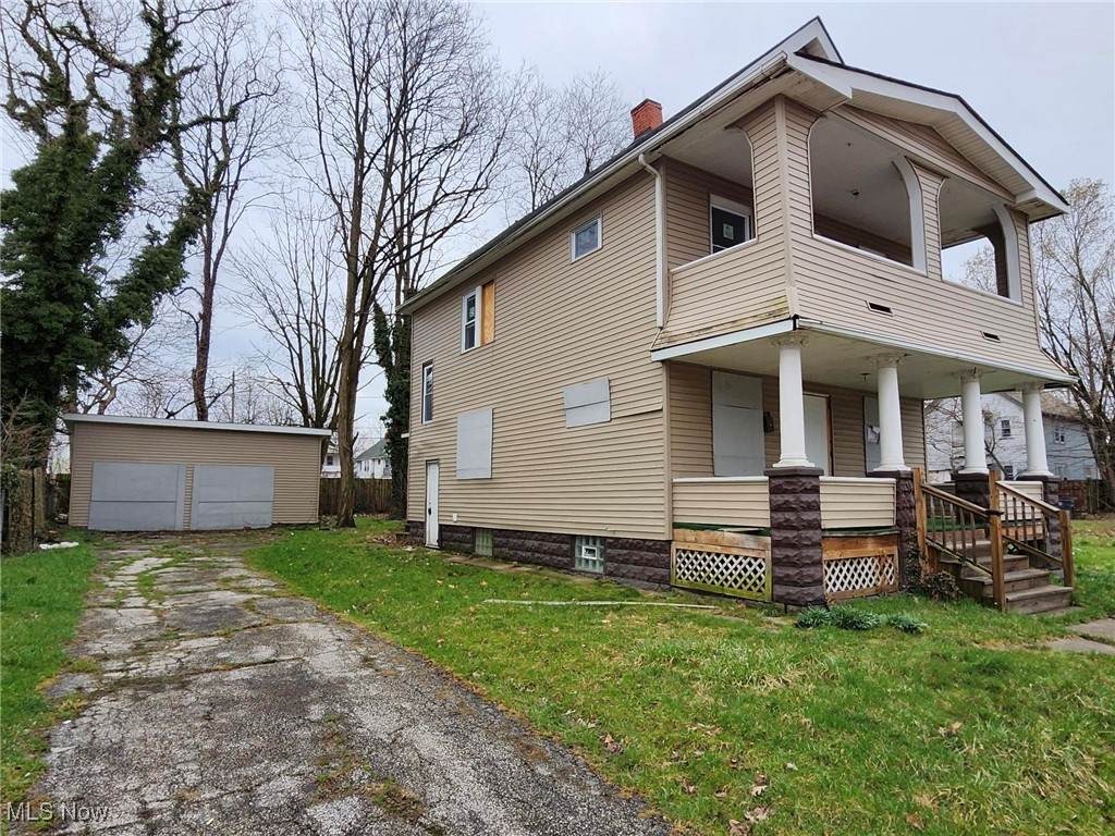 2919 119th Street - Photo 1
