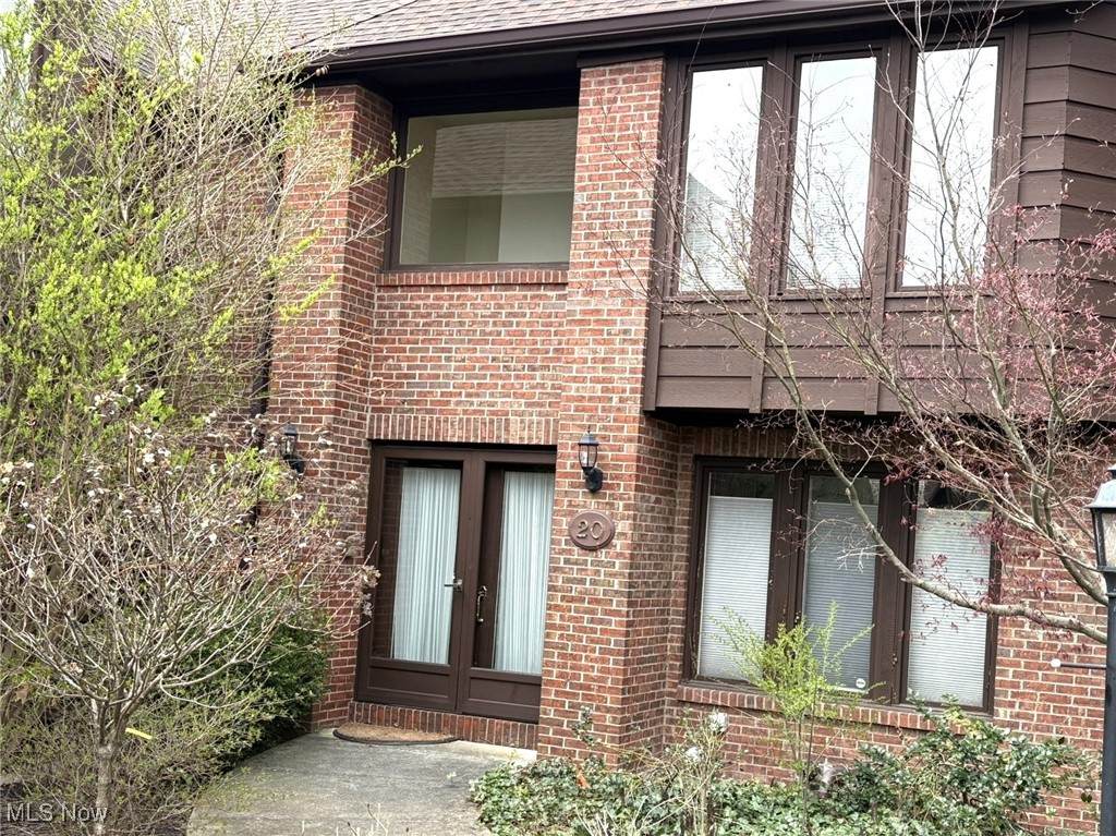 20 Brandon Place - Photo 1