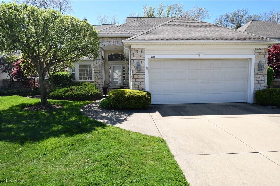 410 Glengary Circle - Photo 1