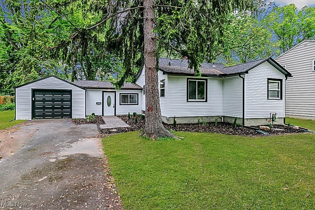 1229 340th Street - Photo 1