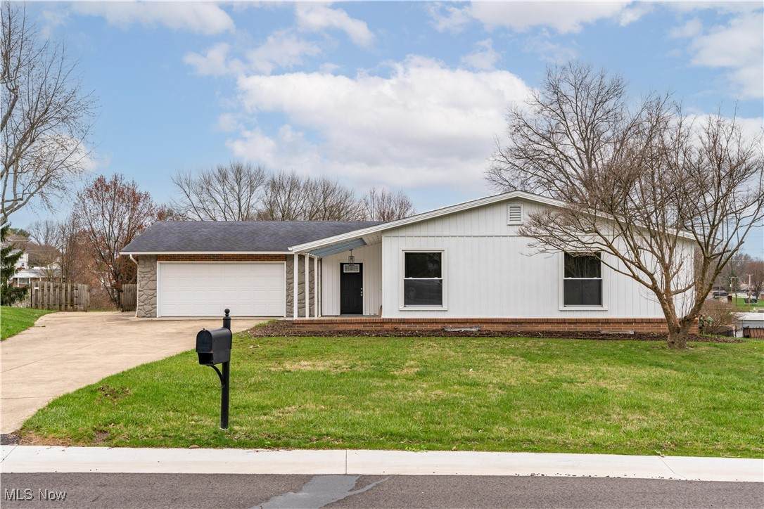 2210 Tamarack Circle - Photo 1