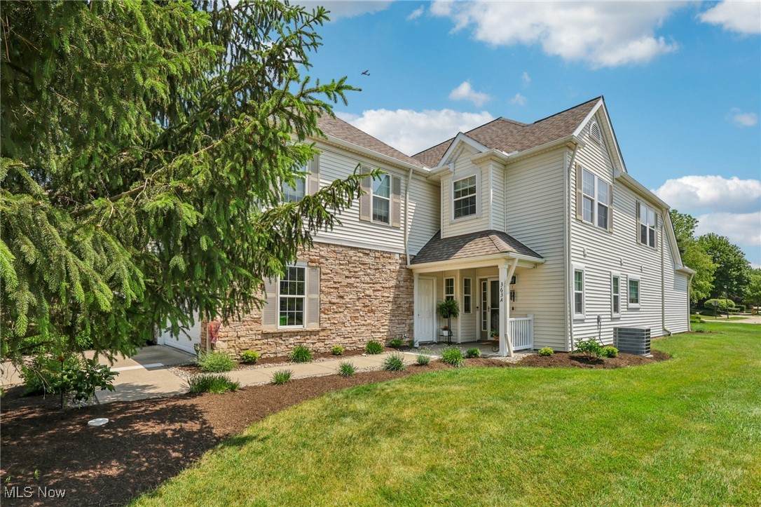 363 Legend Court - Photo 1