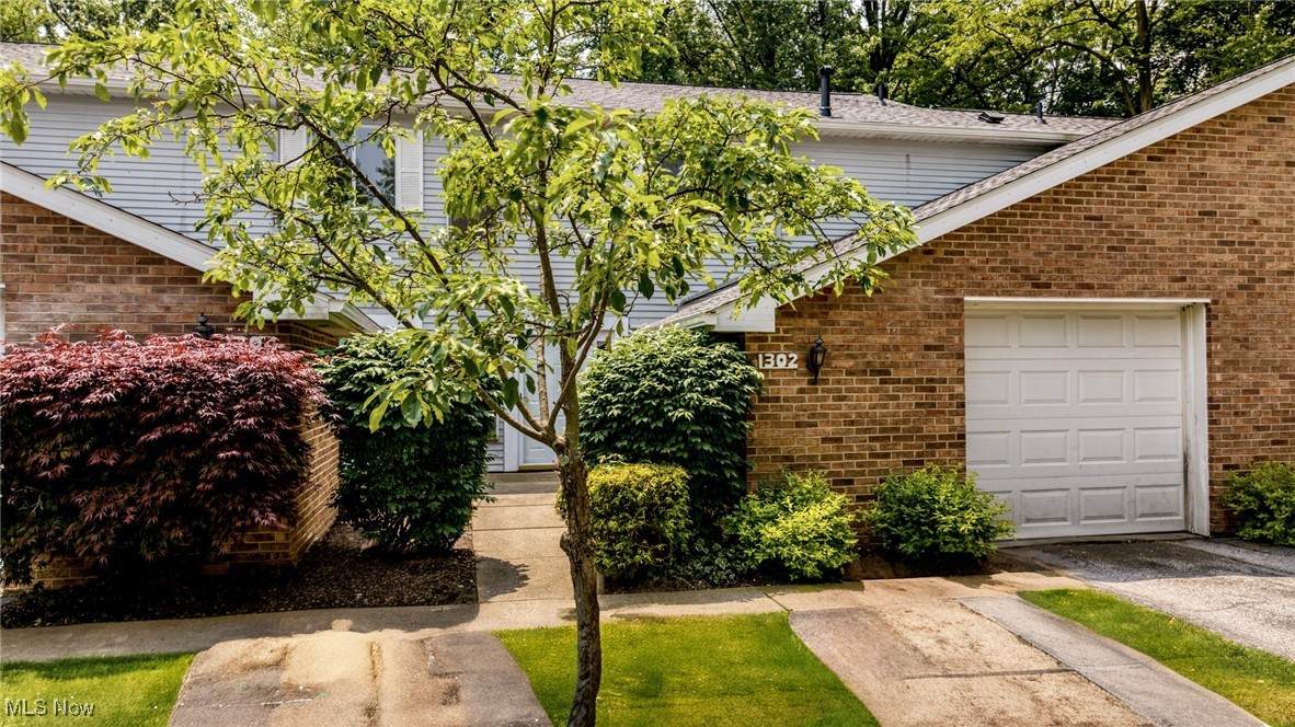 1302 Ramblewood Trail - Photo 1
