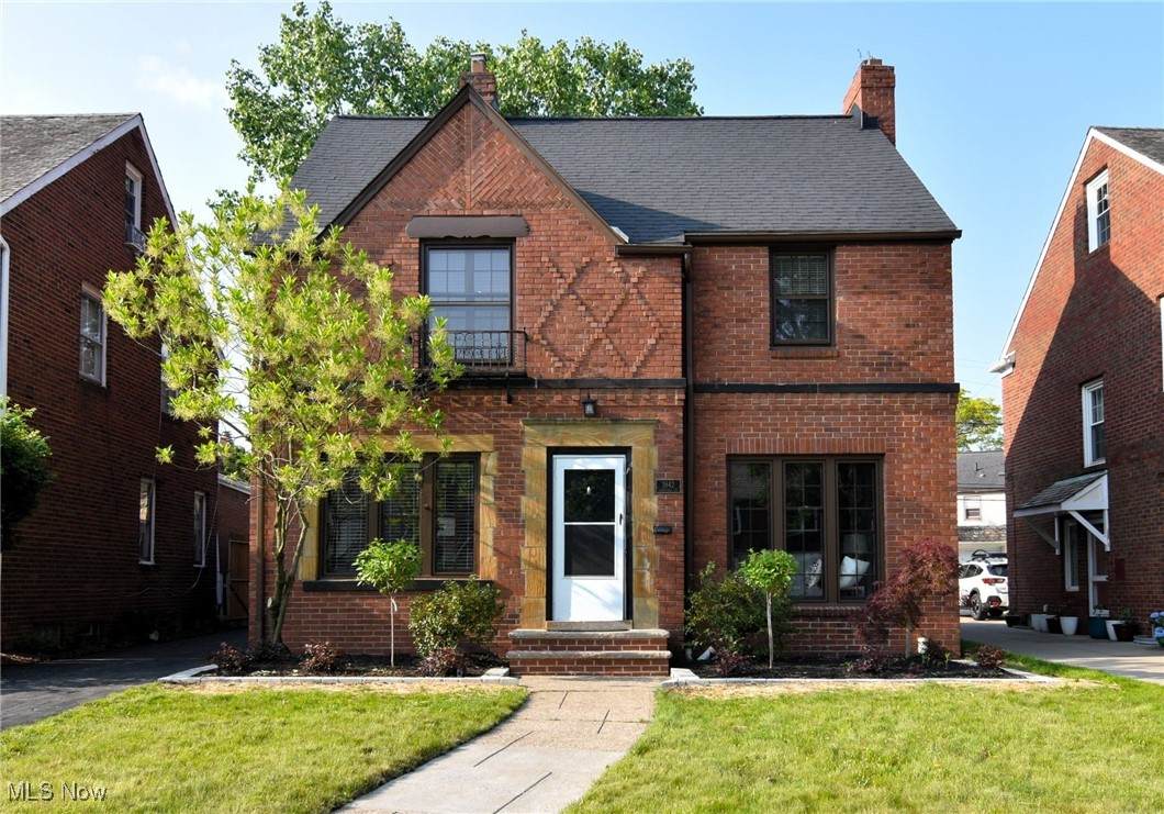 3842 Grenville Road - Photo 1