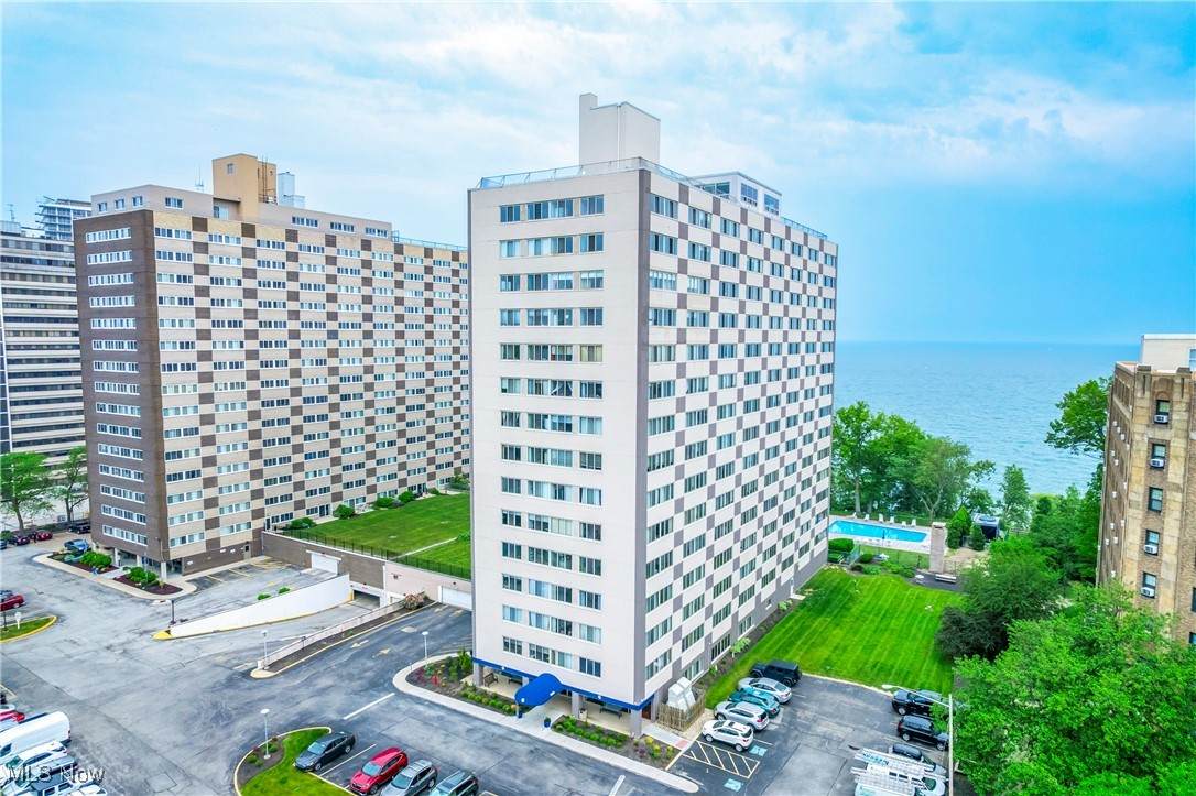 12520 Edgewater Drive - Photo 1